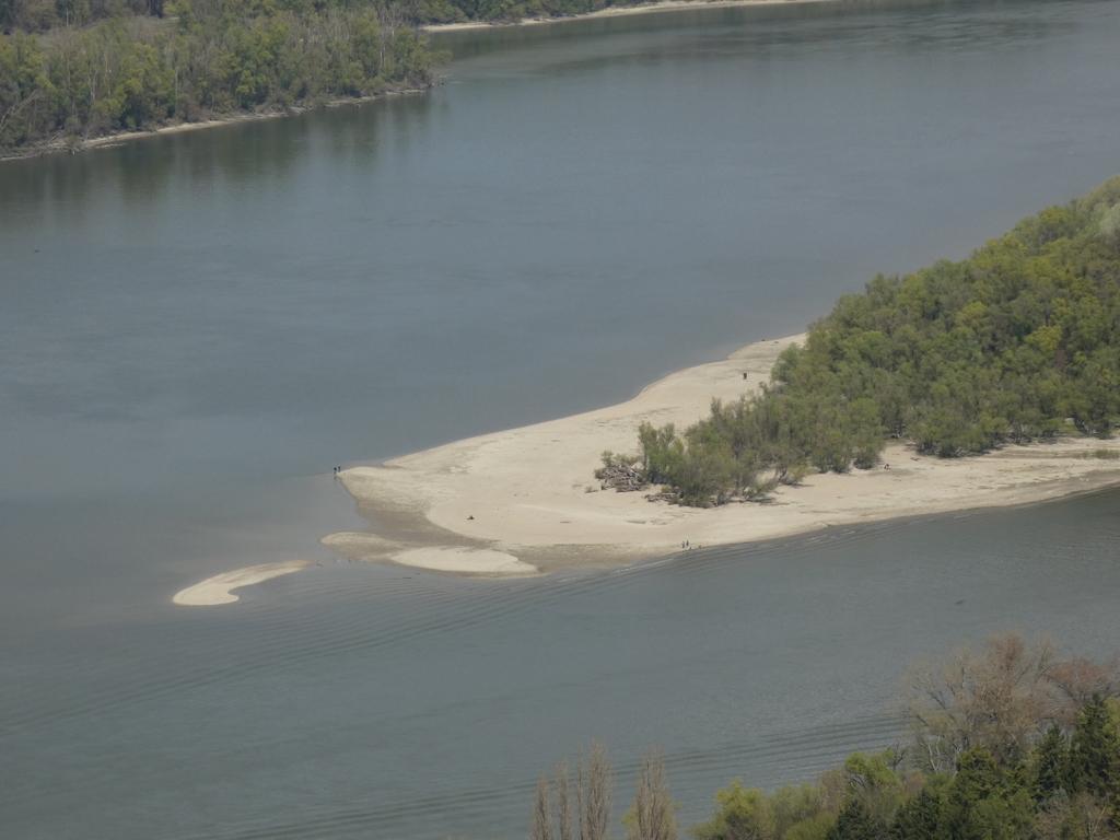 4015-0016.JPG